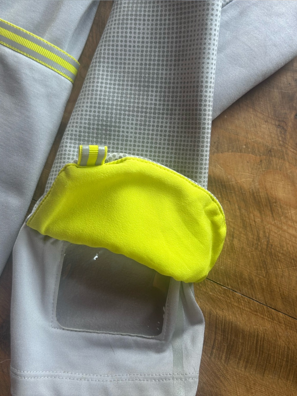Reflective New Balance Running Jacket - Picture 4 of 5